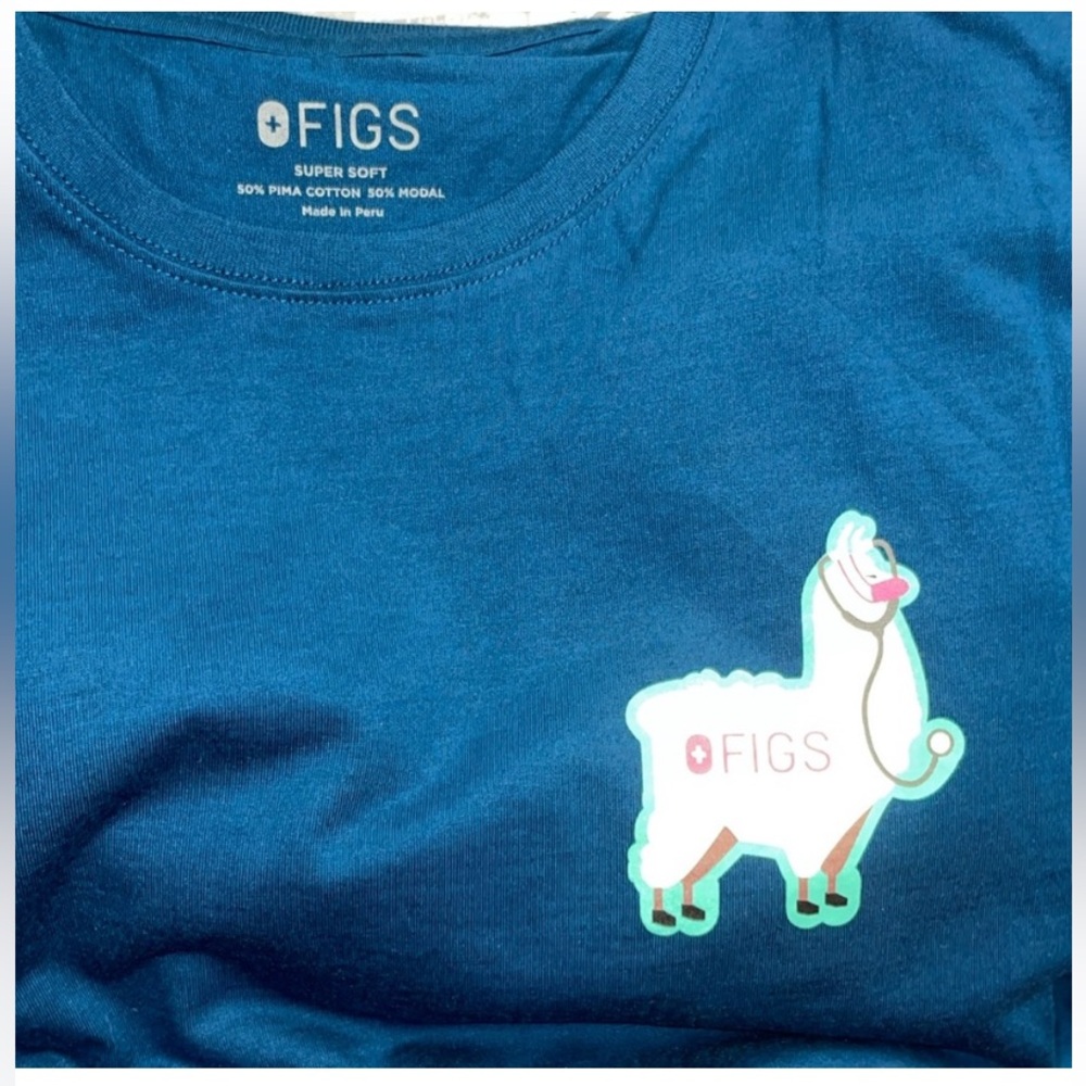 Figs tee